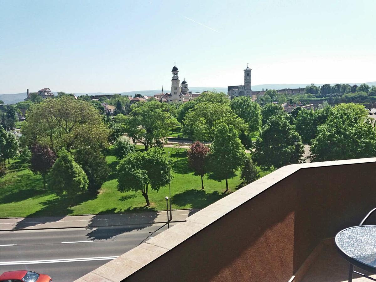 Alba Home Alba Iulia Exteriör bild